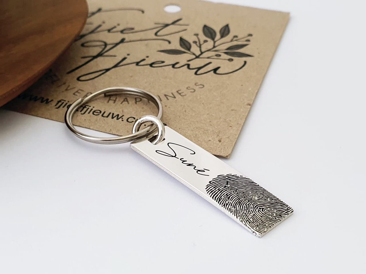 Argentium and Sterling Silver Personalised Fingerprint Key Ring - Commissioned ! 
#argentiumsilver #sterlingsilver #lasercut #laserengraved #laserengraving #personalised #fingerprint #fingerprints #keyring #commission #commissioned #letssparkle #fjietfjieuw #wedeliverhappiness