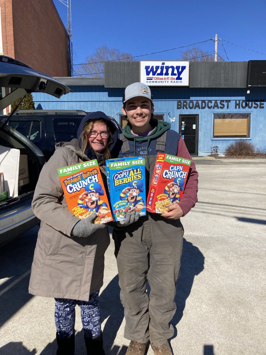 Johnny Poplawski stopped by to make a donation. Thank you for supporting Cereal Challenge 2024!!  

Last minute donations after noon brought us to $672 and 114 boxes!!! 

Thank you to all those who stopped by!
