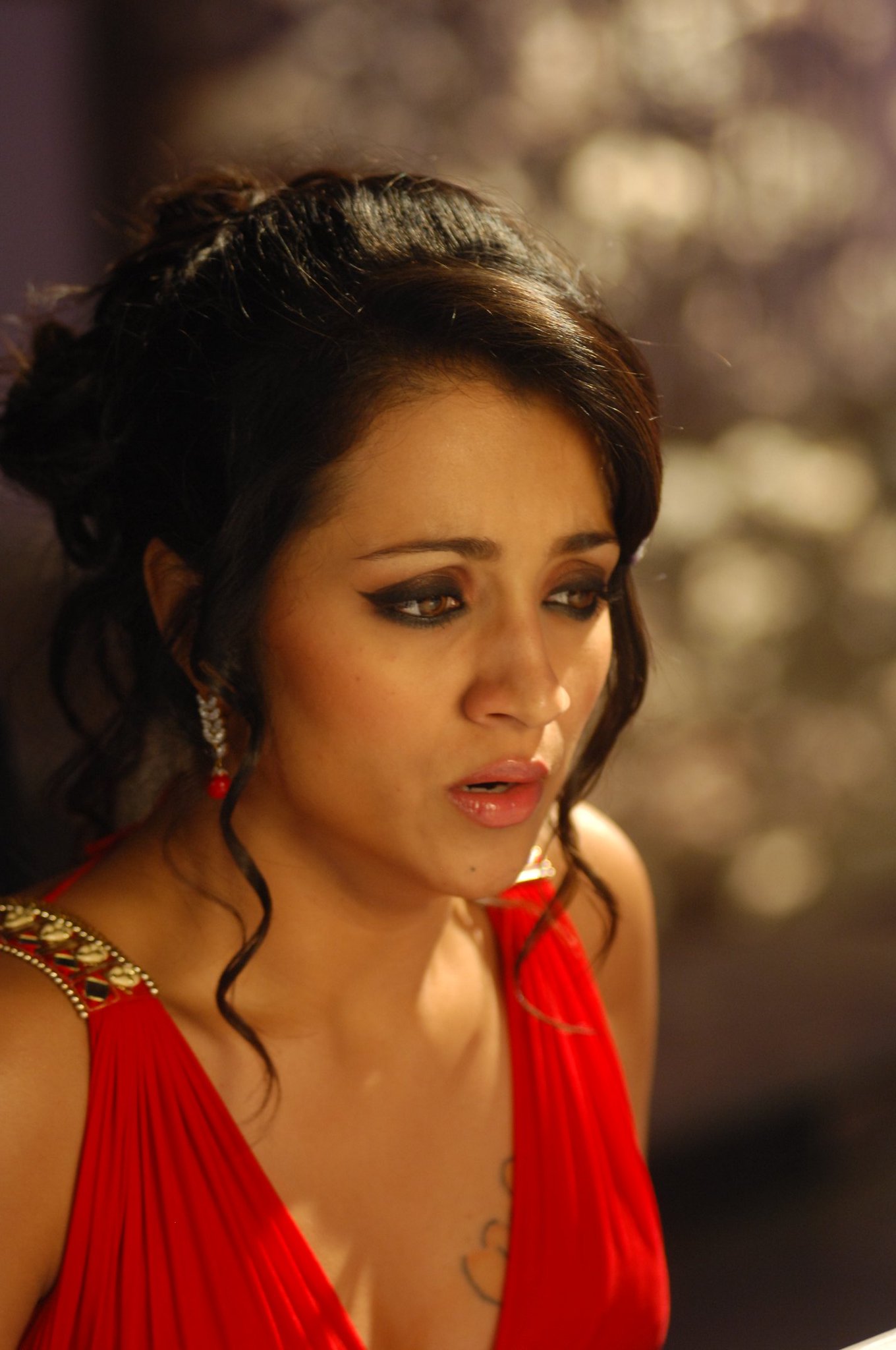 GGt5SqMbIAA7nvY?format=jpg&name=large