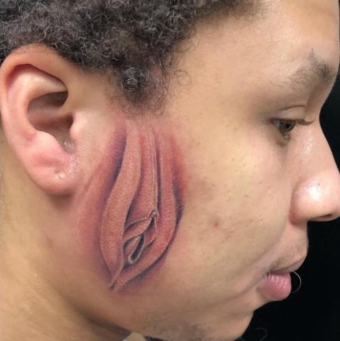 A List of funniest tattoos ever seen😂😂

OPEN THREAD🧵😂😂