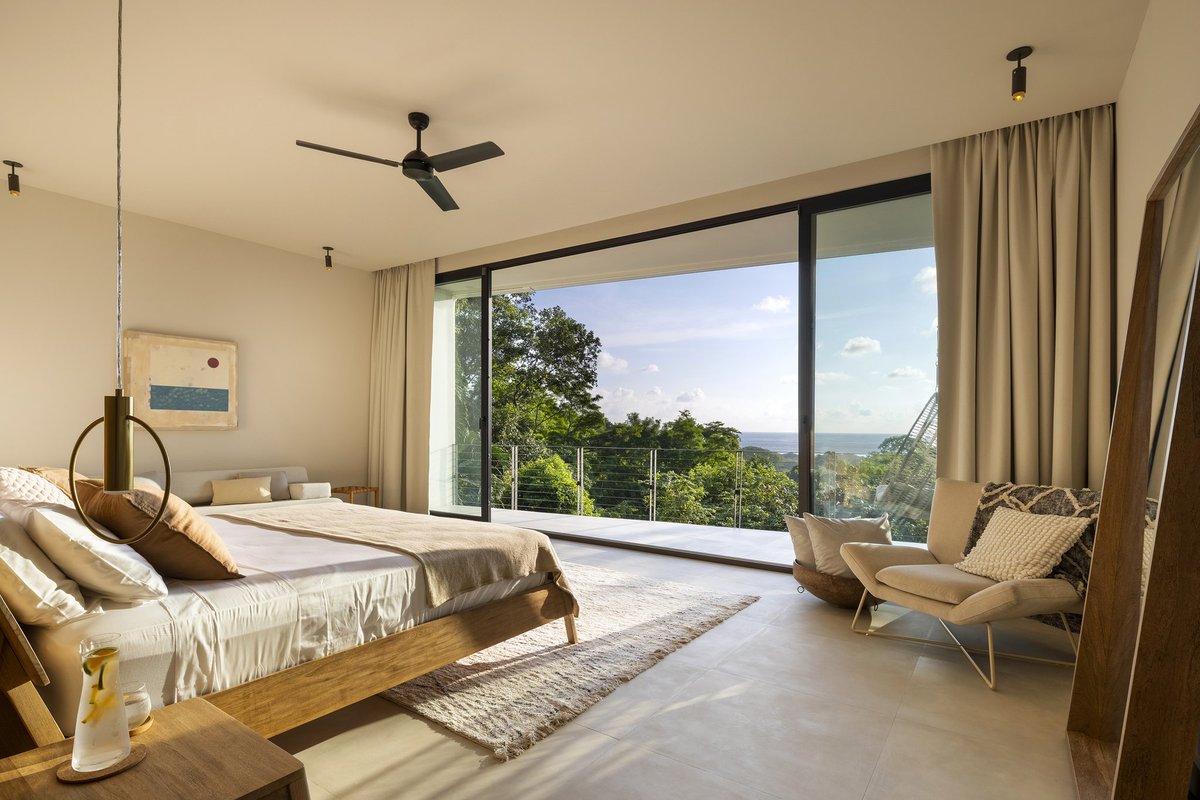 We are excited to unveil Makai Villas, our latest architectural achievement in the heart of Nosara, Costa Rica. Perched on a mountain ridge, these three villas epitomize the beautiful synergy between architecture and the natural world.
.
Project: studiosaxe.com/projects/makai…