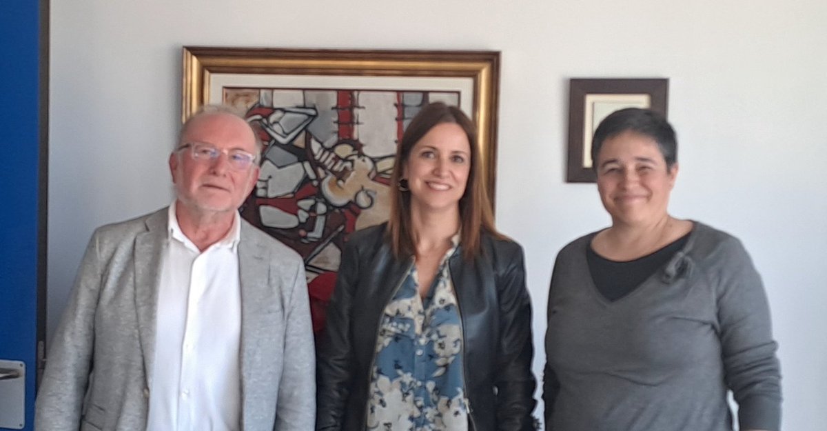 Reunión con la directora gerente del Servicio Murciano de Salud @IsabelAyalaVig @murciasalud Objetivos comunes para un servicio de salud adecuado a las necesidades de los pacientes.