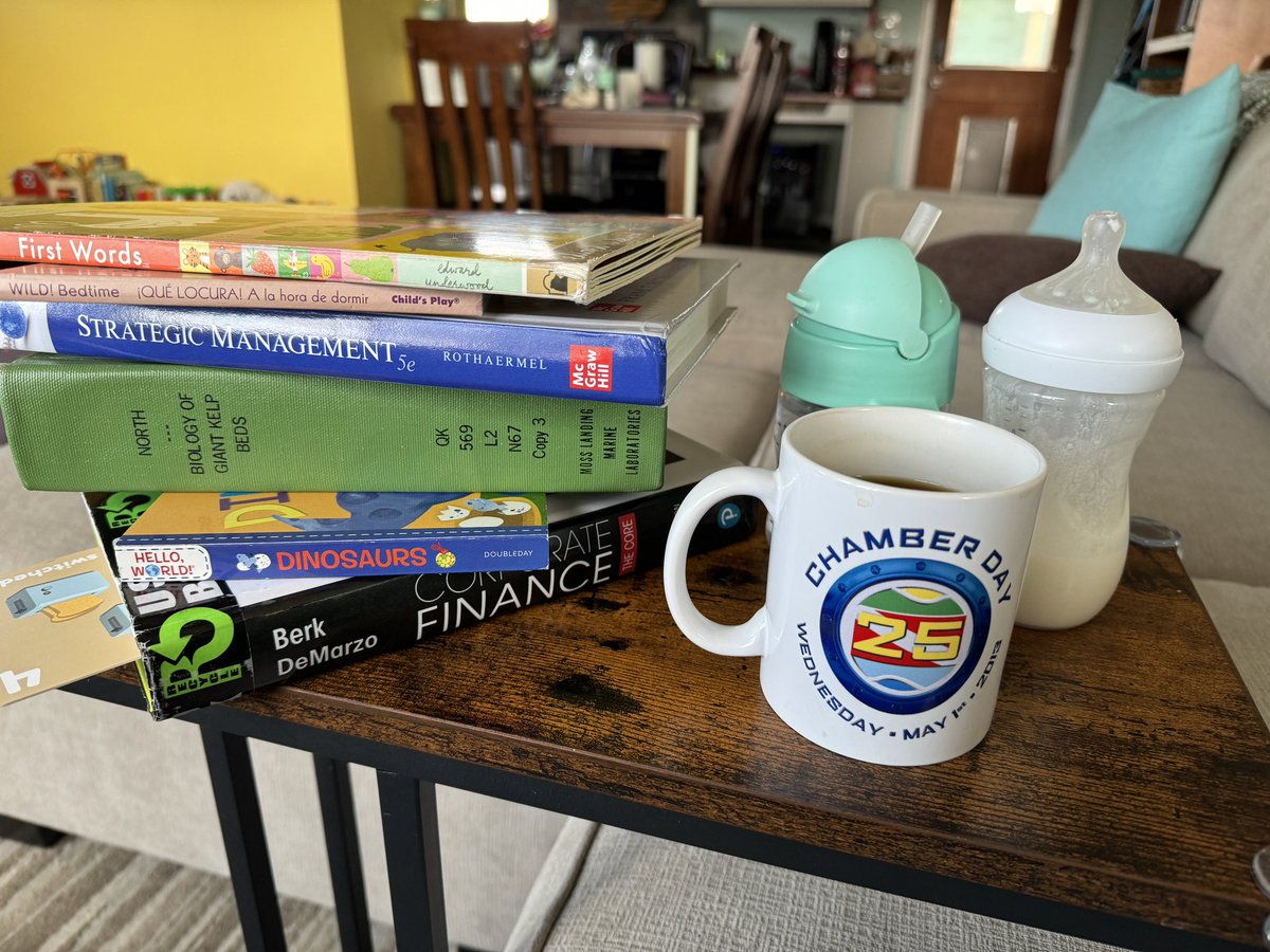 School with a kid 🤣🤣

#AskMeAboutDinosaurs