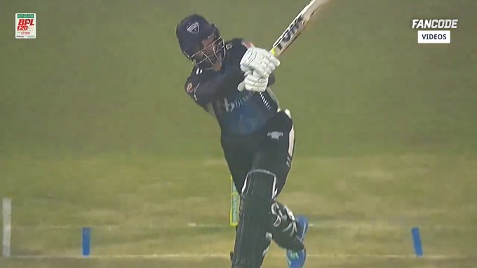  Brandon King unleashes chaos with 4 massive sixes! 💥 📹 Credits: Twitter/FanCode