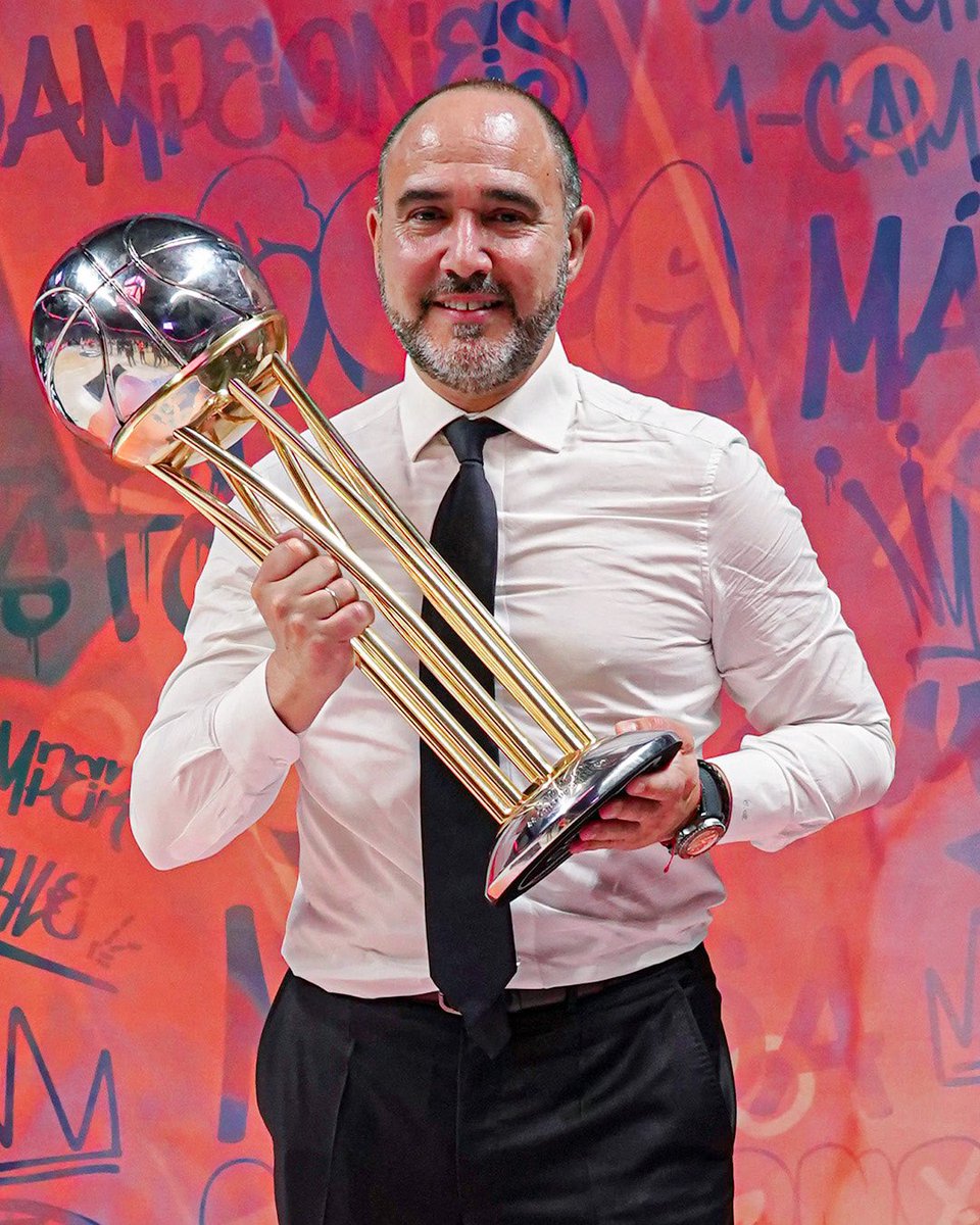 ¡¡¡El jefe sigue ganando títulos…

… Y que sean muchos más!!!

¡¡¡ENHORABUENA!!!