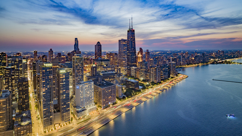 PritzkerForPrez's tweet photo. My reply to people entering my mentions to say Philly, Houston, Baltimore, Newark or San Fran are more impressive cities than Chicago:  

Post skyline, or hush up my friends. https://t.co/ZB4hgGKaE7
