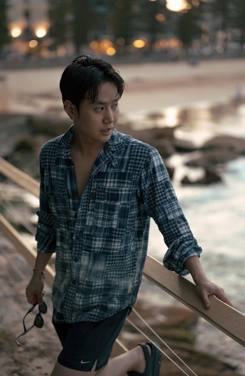 보자마자 히이이익하고 트이타들어왓더니
다들 히이이이익 하고잇음ㅋㅋㅋ
잘생겨따...