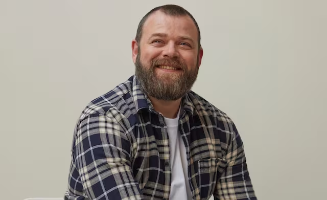 Een mooi interview in de Flair met taalheld Dennis Bos.
flair.nl/.../drieluik-d…