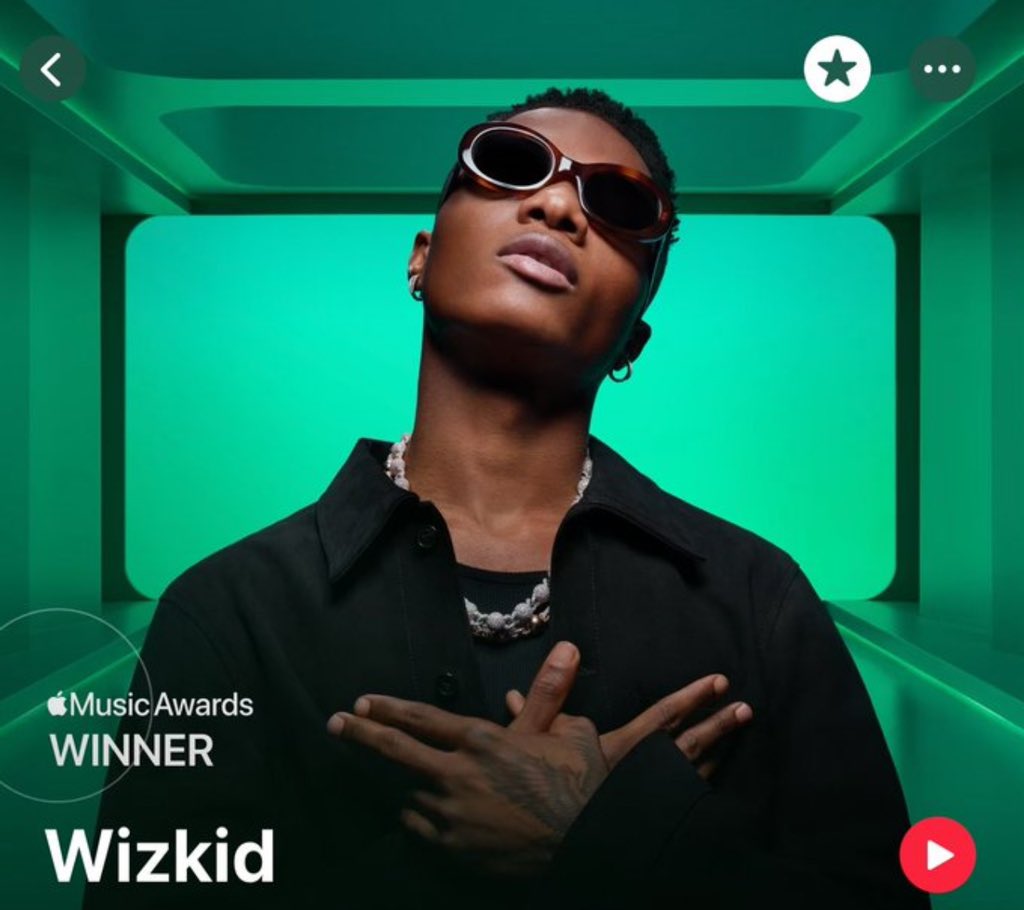 yobrxxzy's tweet photo. Wizkid is the most streamed African artiste ever on Apple Music (@AppleMusic). 

Made In Lagos is the most streamed African Album on Apple Music.

Essence is the most streamed African song on Apple Music.

Essence is the highest peaking African song on US Apple Music. 

Essence is the highest peaking African song on Global Apple Music chart.

Bad To Me is the highest debut for any African song on Apple Music Global chart. 

Wizkid is the only African artiste with Apple Music award.