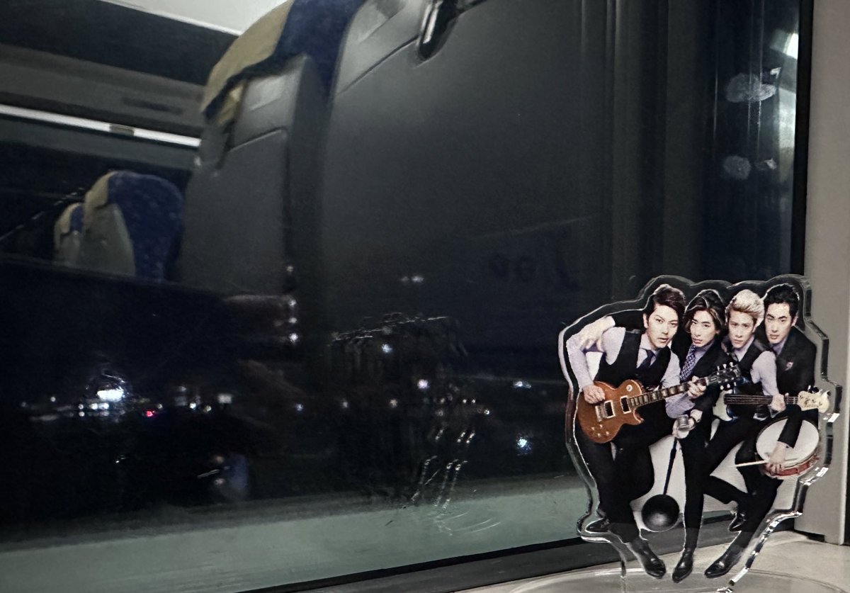 moonwindsun's tweet photo. #アイドラ #2ndSELECTIONTOUR 夢みたいな時間から現実世界へ着地。
夜明けの空を眺めてから恵比寿神社⛩へ御礼参りもしました。次のSELECTIONも来れますように🙏
ぽーっとした私に関わってくださった皆さま ありがとうございました✨️旅のお供のアクスタもお疲れさま😆 https://t.co/CqpprWrtJk