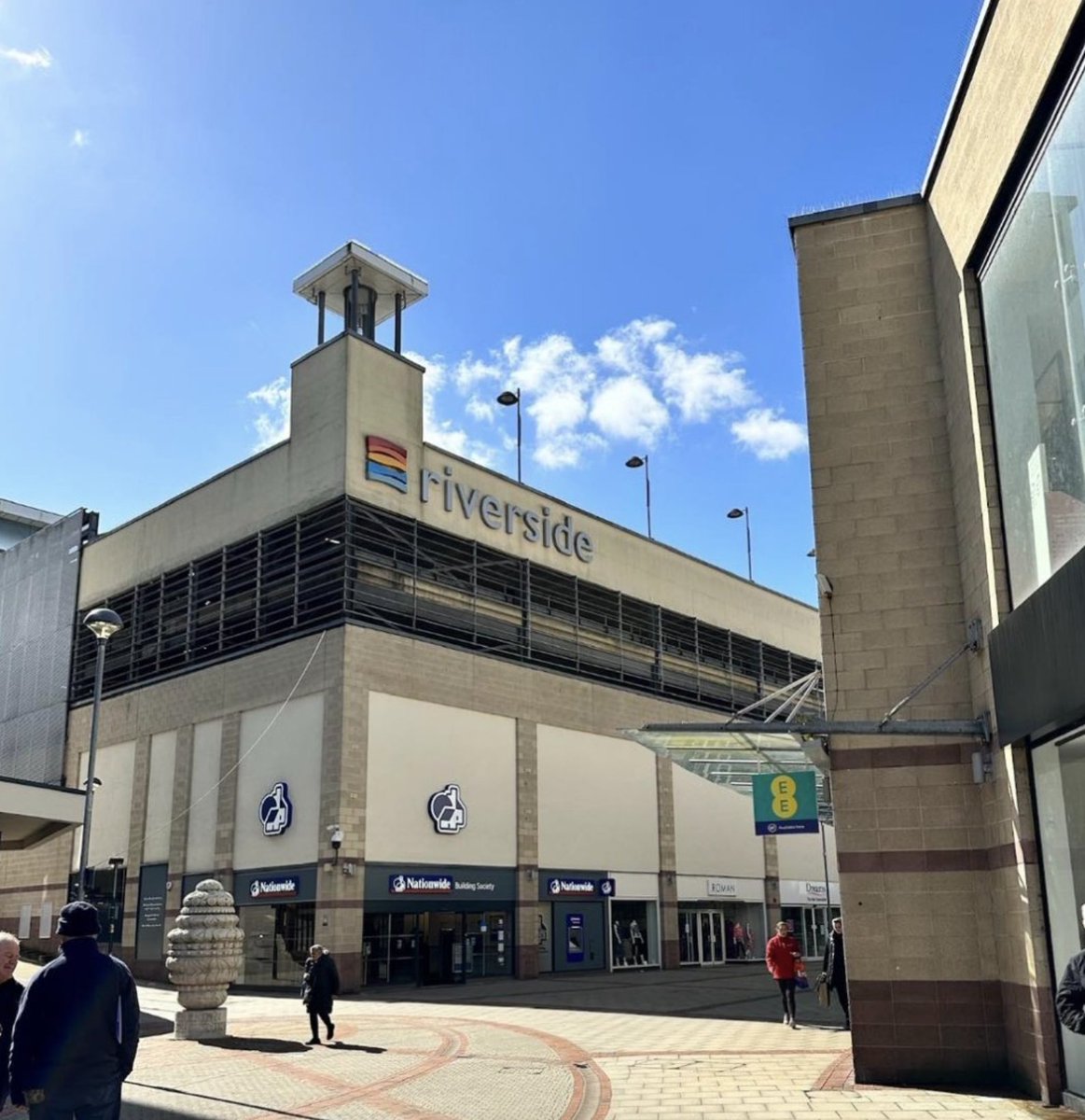 RiversideHemel's tweet photo. Are you following us across our other channels? 🤩

Keep up to date on the latest news, offers, giveaways and events here at Riverside Shopping Centre via our 
➡️ Facebook: https://t.co/RhQW0gUkts
➡️ Instagam: https://t.co/uzJdUTAoP2
➡️ Tik Tok: https://t.co/Fo37kNy8ER https://t.co/gbjYatZoU6
