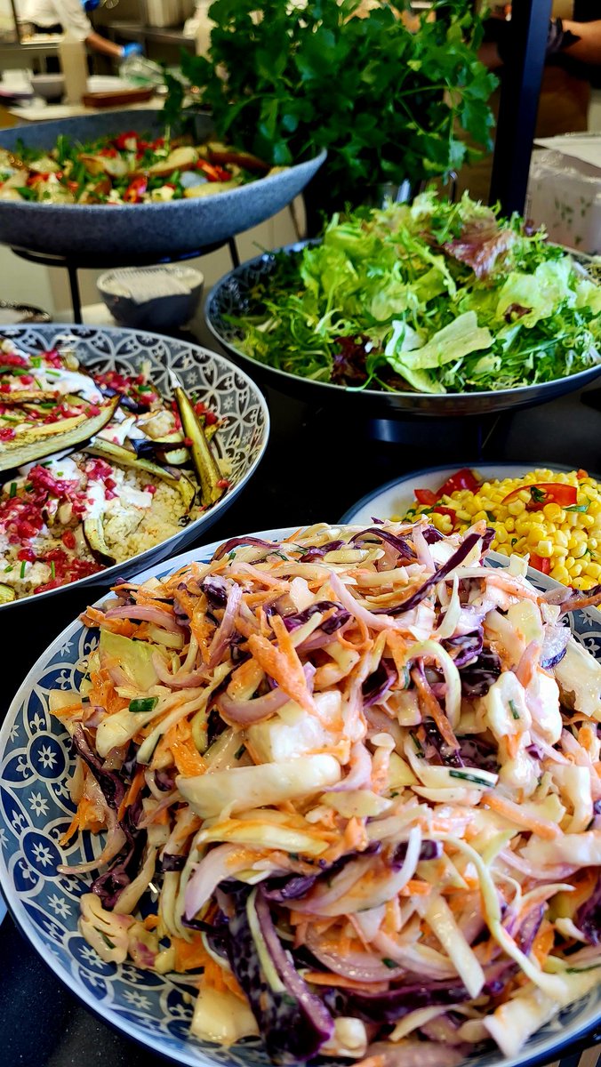 Great start to the week in boys 6th form <a href="/QEGSYorkshire/">QEGS</a>. 

Good luck with your mock exams!! 
#holroydhowe