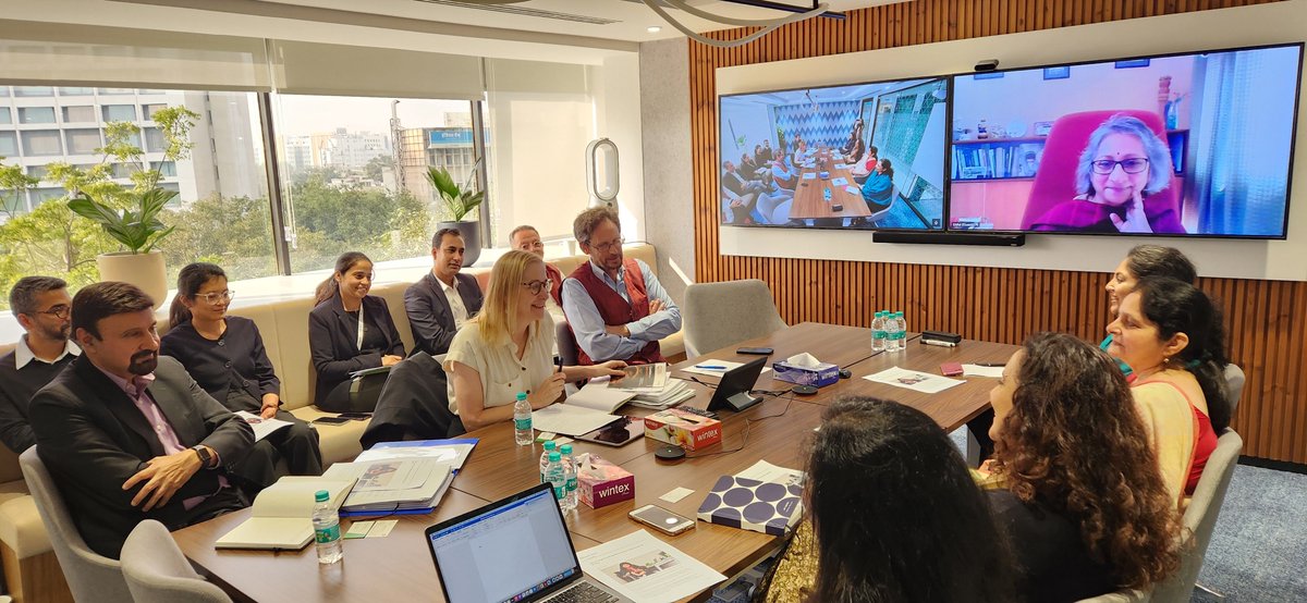 IDRC in Asia (@idrcinasia) on Twitter photo On Day 1 of President & CEO <a href="/Julie_Delahanty/">Julie Delahanty</a>'s visit to India, she met with researchers leading cutting-edge research on gender and women's economic empowerment supported by <a href="/IDRC_CRDI/">IDRC | CRDI</a>.
<a href="/SonaldeDesai/">Sonalde Desai</a> @usharaman <a href="/sabinadewan/">sabinadewan</a> <a href="/MuktaNaik/">Mukta Naik</a> <a href="/pallavibansal9/">Pallavi Bansal</a> <a href="/ArjanDevDebate/">Arjan de Haan</a>
🧵 On Day 1 of President & CEO <a href="/Julie_Delahanty/">Julie Delahanty</a>'s visit to India, she met with researchers leading cutting-edge research on gender and women's economic empowerment supported by <a href="/IDRC_CRDI/">IDRC | CRDI</a>.
<a href="/SonaldeDesai/">Sonalde Desai</a> @usharaman <a href="/sabinadewan/">sabinadewan</a> <a href="/MuktaNaik/">Mukta Naik</a> <a href="/pallavibansal9/">Pallavi Bansal</a> <a href="/ArjanDevDebate/">Arjan de Haan</a>
🧵