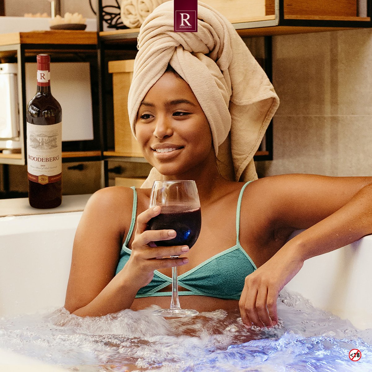 Roodeberg_Wine's tweet photo. Unwind, rejuvenate, and sip your way to serenity with Roodeberg, enhancing the soothing ambience of your spa retreat. 🍇✨ ​
​
Cheers to indulgence and the finer things in life! 🌟 ​
​
#RoodebergRelaxation #SipAndSpa #WineWellness https://t.co/vOY2N00HhT