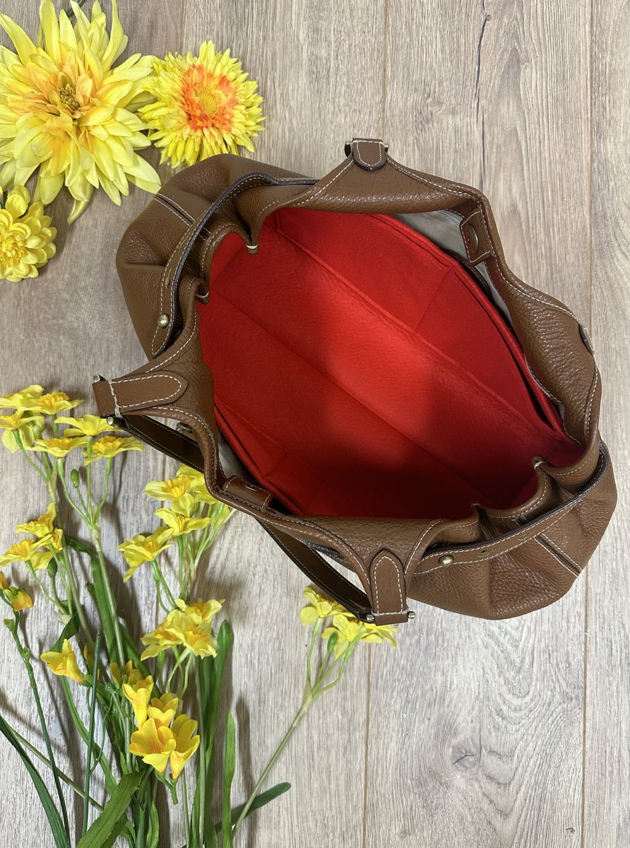 Don't forget Mother's Day on the 10th March! 🌼 Say thank you to Mum with something a little different, and treat her to one of our luxury handbag liners

handbagangels.com