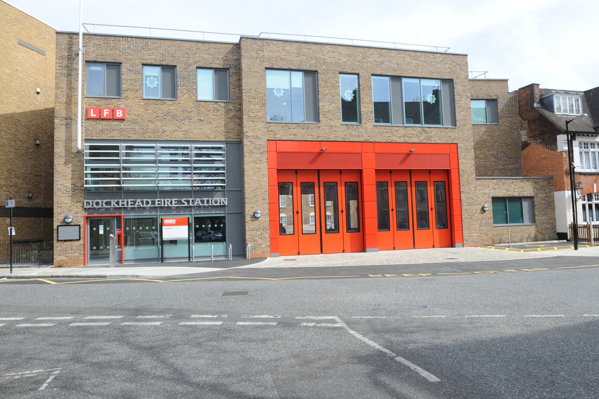 Looking for something to do at the weekend? We've got something for your diary... Come join @LFBSouthwark at #Dockhead Fire Station's open day We have lots of activities planned, as well as the chance to meet some of the cast from 'London's Burning' 👉 orlo.uk/zSRWm