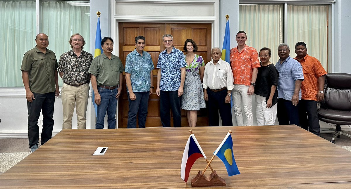 Today I presented my credentials to H.E. Mr. Surangel Whipps Jr. <a href="/Surangeljr/">President Surangel Whipps, Jr.</a>, President of the Republic of Palau. We confirmed that our countries share the same values and principles. I also met with members of the Cabinet, legislators and traditional leaders. 
🇨🇿🤝🇵🇼