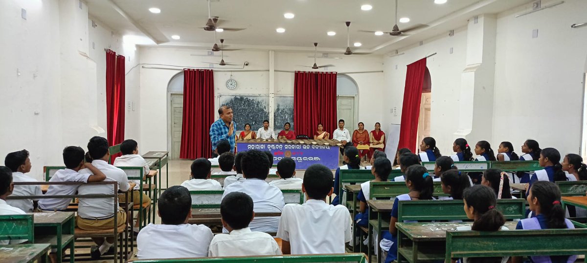 deocmbj's tweet photo. #SchoolSafety
#SafetyEnvironment
#MoSchool
#SDGs
The School Safety Awareness Programme held on 19 Feb.24 at MKC HS Baripada, Mayurbhanj focuses on safety measures & environmental safety for a best place of learning.
@osdmaodisha
@DM_Mayurbhanj
@MbjDIPRO
@spmayurbhanj https://t.co/MRGNKCrvbp