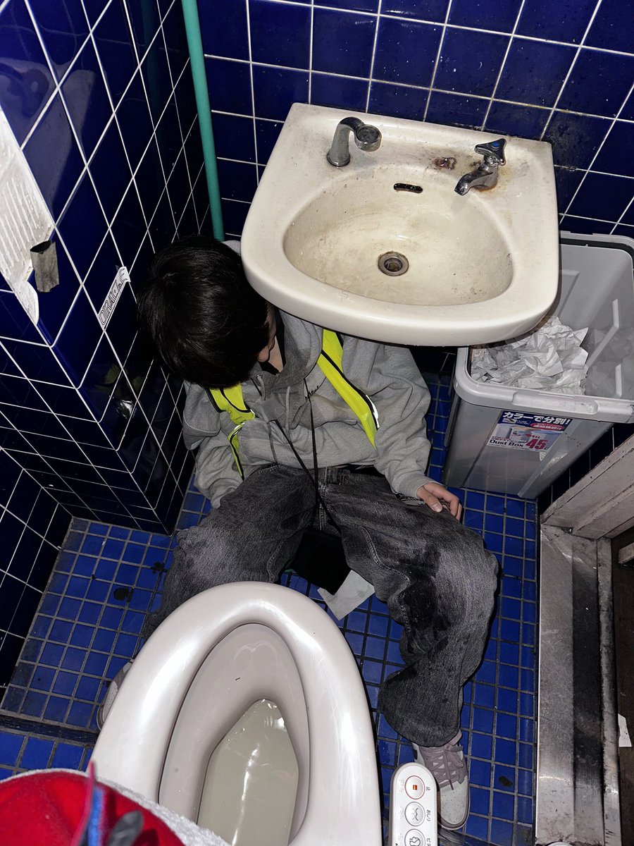 SHIBUYAMELTD0WN's tweet photo. #SHIBUYAMELTDOWN https://t.co/7Kk71uACSq