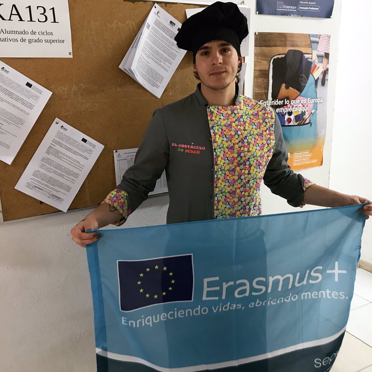 👨🏻‍🍳Hoy os traemos a Lucas, el último de nuestros alumnos en haber sido seleccionado para participar en una movilidad Erasmus+ para la realización de prácticas formativas 🤩.

🇵🇹Lucas realizará este periodo en Pousada de Bragança, un prestigioso restaurante de Braganza (Portugal).