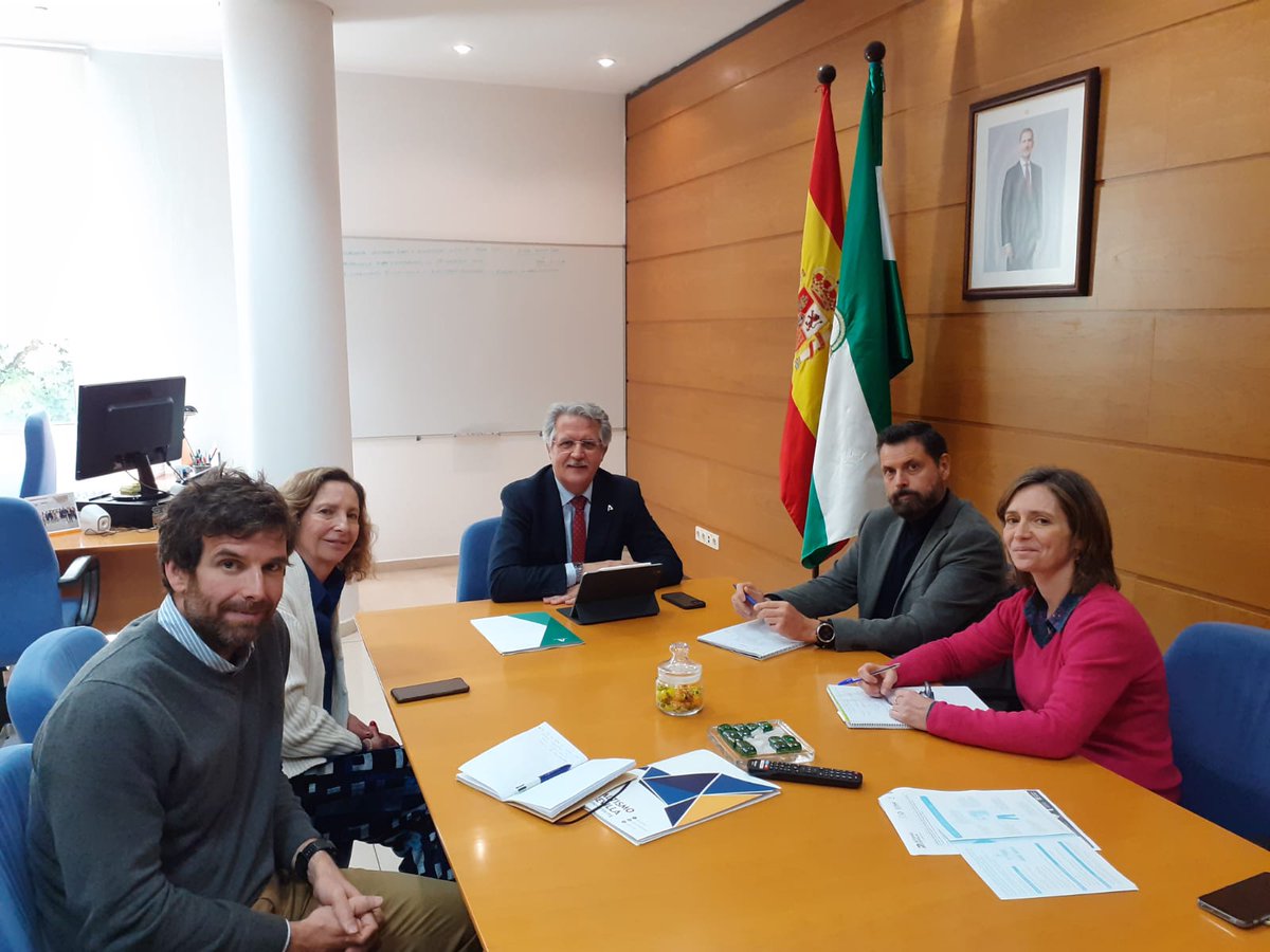 Hemos mantenido en la jornada de hoy una reunión con <a href="/autismo_sevilla/">Autismo Sevilla</a>
#autismo #autismoinfantil #Andalucia 
Seguimos trabajando!