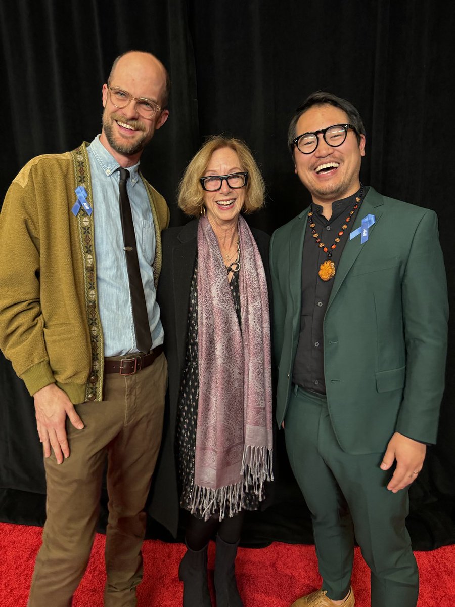 The ACLU SoCal held their Centennial Celebration last night honoring Daniel Kwan & Daniel Scheinert with the BILL OF RIGHTS AWARD. Congrats to the ACLU, Daniels, & the other Awardees having a profound impact on upholding & fighting for our democracy & social justice for all!