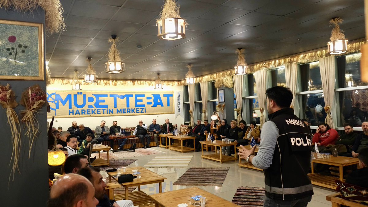 Narkotik Suçlarla Mücadele Ekipleri tanışma programımız öncesinde ‘Yasaklı Maddelerle Mücadele Eğitim ve Bilgilendirme Semineri’ gerçekleştirdiler. Bizlere zaman ayırarak bizleri bilgilendirdikleri için teşekkür ederiz.
#MütettebatHareketinMerkezi