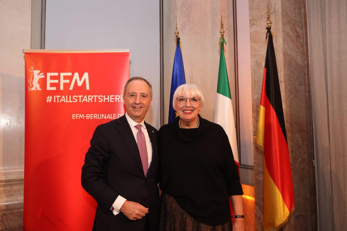ItalyinGermany's tweet photo. 🎥L’Ambasciata ha celebrato il cinema🇮🇹 in occasione della 74. @berlinale con l’Italia #Countryinfocus, protagonista di @efm_berlinale. Presenti @senborgonzoni @MiC_Italia, #ClaudiaRoth @BundesKultur, @CarloChatrian @berlinale, @ChiaraSbarigia @Cinecitta e #JürgenBoos @Book_Fair https://t.co/ikxDOffUMt