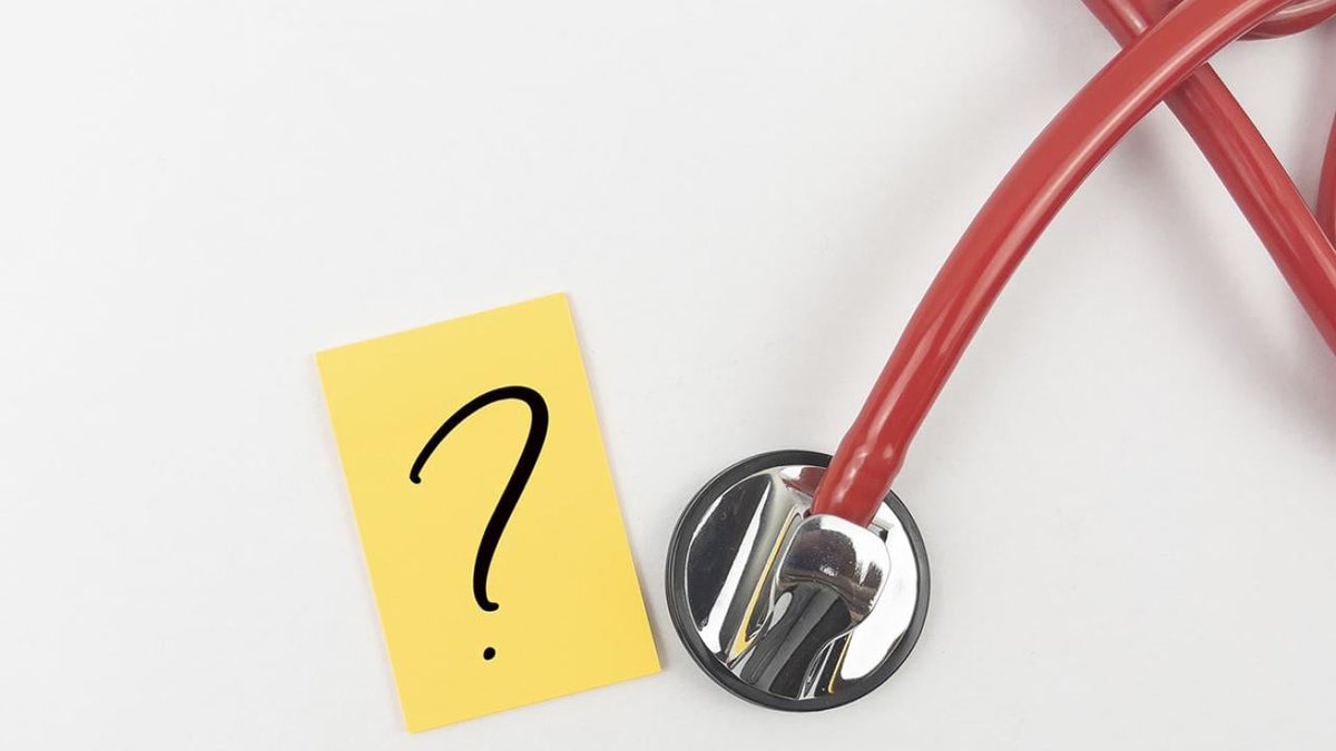 DrJeffPadalecki's tweet photo. #Physicians and #NonPhysicians: What are the differences?
"90+% of patients say that a physician’s years of education and training are vital to optimal patient care, especially in the event of a complication or #MedicalEmergency. Patients also deserve...https://t.co/K8BRJehjql https://t.co/BoElgzfrgQ