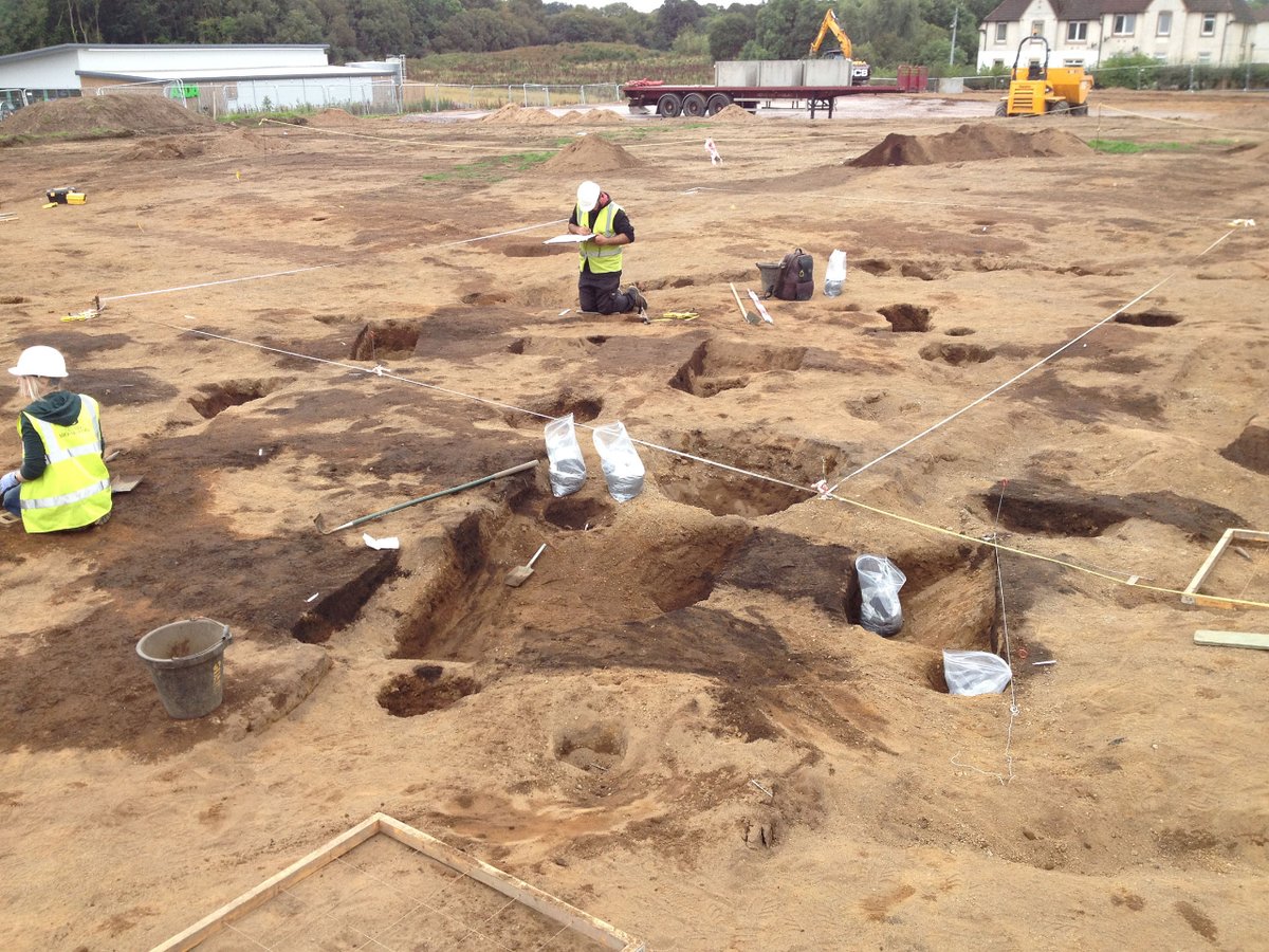 Newly-published research reveals Larkhall’s prehistoric past  Discoveries made during excavations undertaken by GUARD Archaeology in 2014 have just been published, revealing evidence of a long period of occupation at the site. bit.ly/4bVTbJd