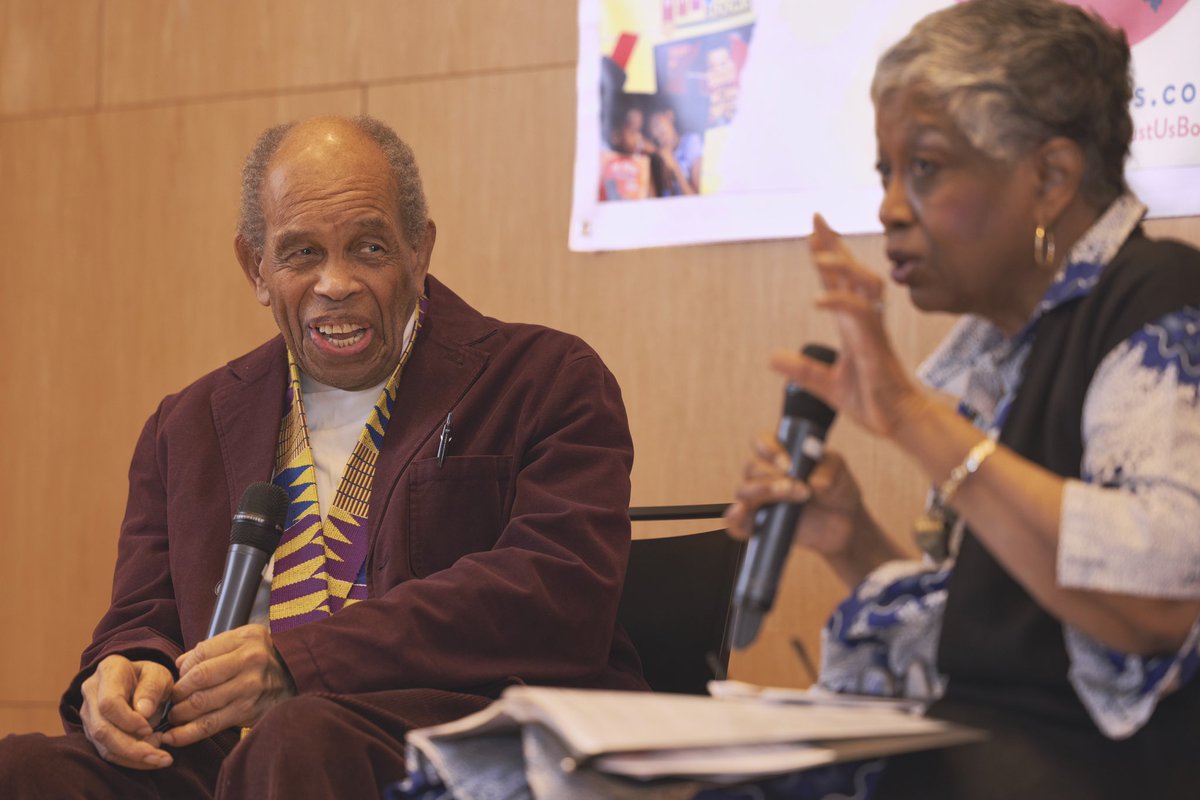 JustUsBooks's tweet photo. What a celebration! 

Thank you to everyone who joined us for Writing Our Future, in honor of Just Us Books’ 35th anniversary. 

We hope you enjoyed as much as we did! Stay tuned for more highlights.

📷 Stephan Hudson Photography

#BookTwitter #BHM https://t.co/fFrkx93823