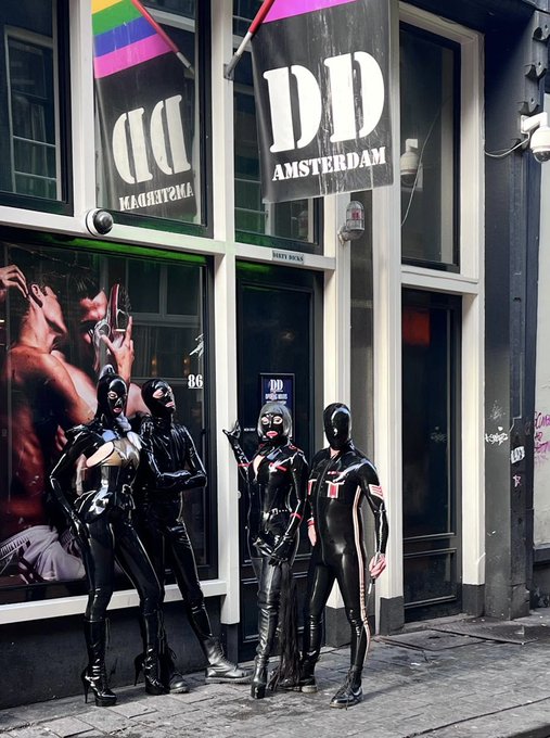 @rubber_bunch team standing in front of @EagleAmsterdam and @DirtyDicksAMS after a stroll through the<a class="tags" target="_blank" title="On Twitter" href="/?out=eyJ0eXAiOiJKV1QiLCJhbGciOiJIUzUxMiJ9.eyJpYXQiOjE3MjE5NDcyMTcsImlzcyI6InR3cG9ybnN0YXJzLmNvbSIsIm5iZiI6MTcyMTk0NzIxNywiZXhwIjoxNzUzNDgzMjE3LCJyZWRpcmVjdF91cmwiOiJodHRwczovL3R3aXR0ZXIuY29tL3J1YmJlcl9idW5jaCJ9.7hZEBgKP0UFrafopSRY-E4zVwdsANSeqmmAxFtDcOaY8eFV5V1O_nvruVLjKBLJjs0dp8Vp19ca00SvIDRAzEQ">@rubber_bunch</a><a class="tags" target="_blank" title="On Twitter" href="/?out=eyJ0eXAiOiJKV1QiLCJhbGciOiJIUzUxMiJ9.eyJpYXQiOjE3MjE5NDcyMTcsImlzcyI6InR3cG9ybnN0YXJzLmNvbSIsIm5iZiI6MTcyMTk0NzIxNywiZXhwIjoxNzUzNDgzMjE3LCJyZWRpcmVjdF91cmwiOiJodHRwczovL3R3aXR0ZXIuY29tL0VhZ2xlQW1zdGVyZGFtIn0.EHLxNx5qpuKfTCTnuUPFlhjcnSK533KC2IrgA4DwEkA5aNURr-xNI-Iy4ZCtk5SfwtaAnU6UV5DeGvW4OrHdyw">@EagleAmsterdam</a><a href="/tag/amsterdam"class="tags"><span>#amsterdam</span></a><a href="/tag/playparty"class="tags"><span>#playparty</span></a>