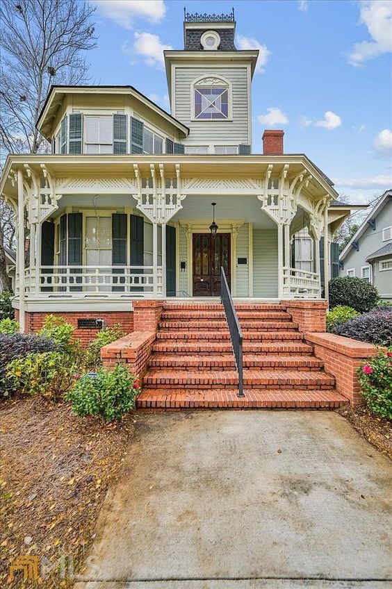 LuvVictorian's tweet photo. Good morning from Macon, Georgia~ https://t.co/VT7wnmMELi
