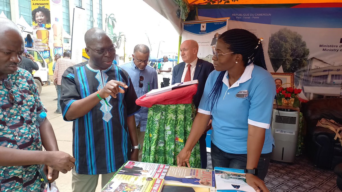 MincomCameroun's tweet photo. A l'occasion de la 9ème édition du Salon International des Entreprises, des PME et du Partenariat,  #PROMOTE2024, le Ministère de la Communication a pris ses quartiers au Palais des Congrès, depuis vendredi dernier.
#Cameroun 
#TT237 https://t.co/ScJMkcDuIg