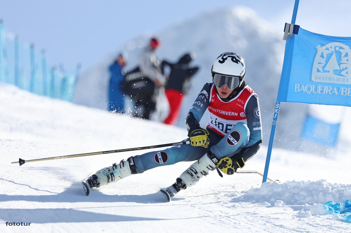 🏆⛷ Nur Torres i Iñaki Guinart, en la categoria U16 i Gabriela Ochoa i Quim Parramon, en la categoria U14, són els campions de Catalunya de Velocitat d’esquí alpí. 👇🏼 Coneix quins han estat els podis complets! bit.ly/3wkHg7b