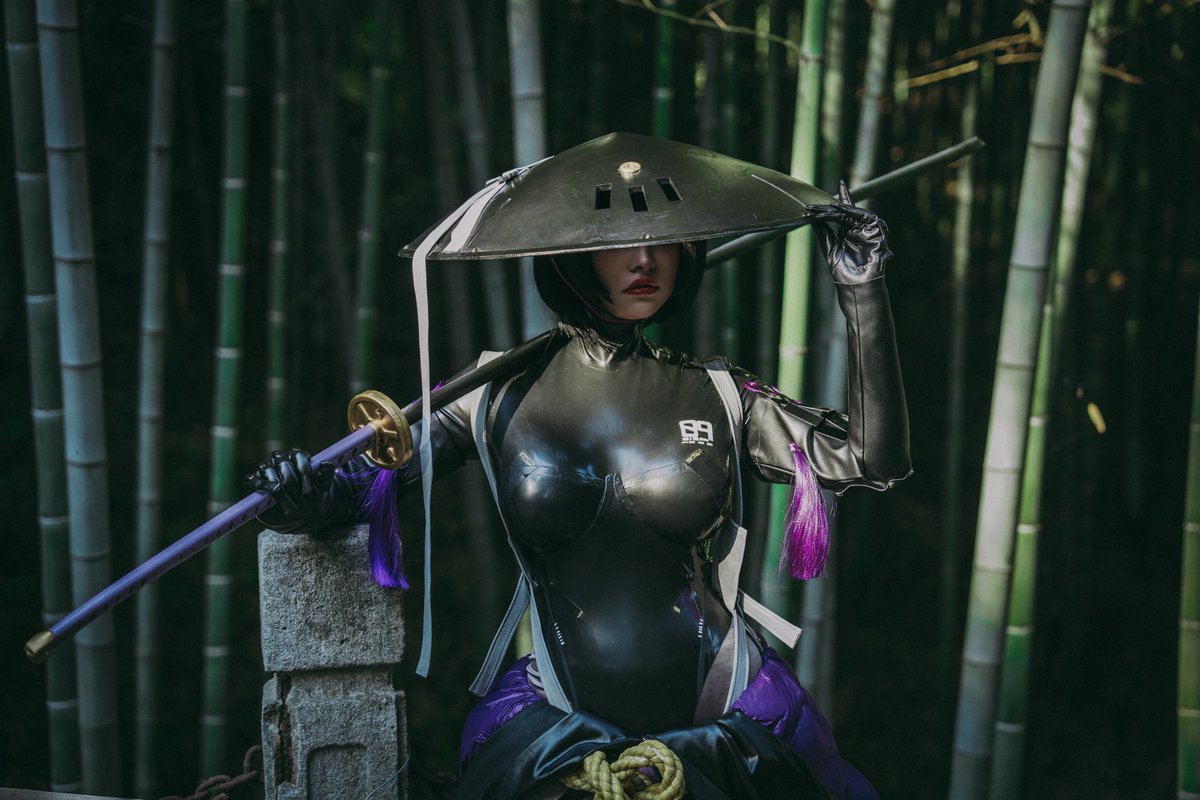 figma #549 FALSLANDER 浪人COS
投票结果 大家都要看外景 
那么这次就外景~
下次是内景
#latex #cosplay 
同样转评赞300 下一波