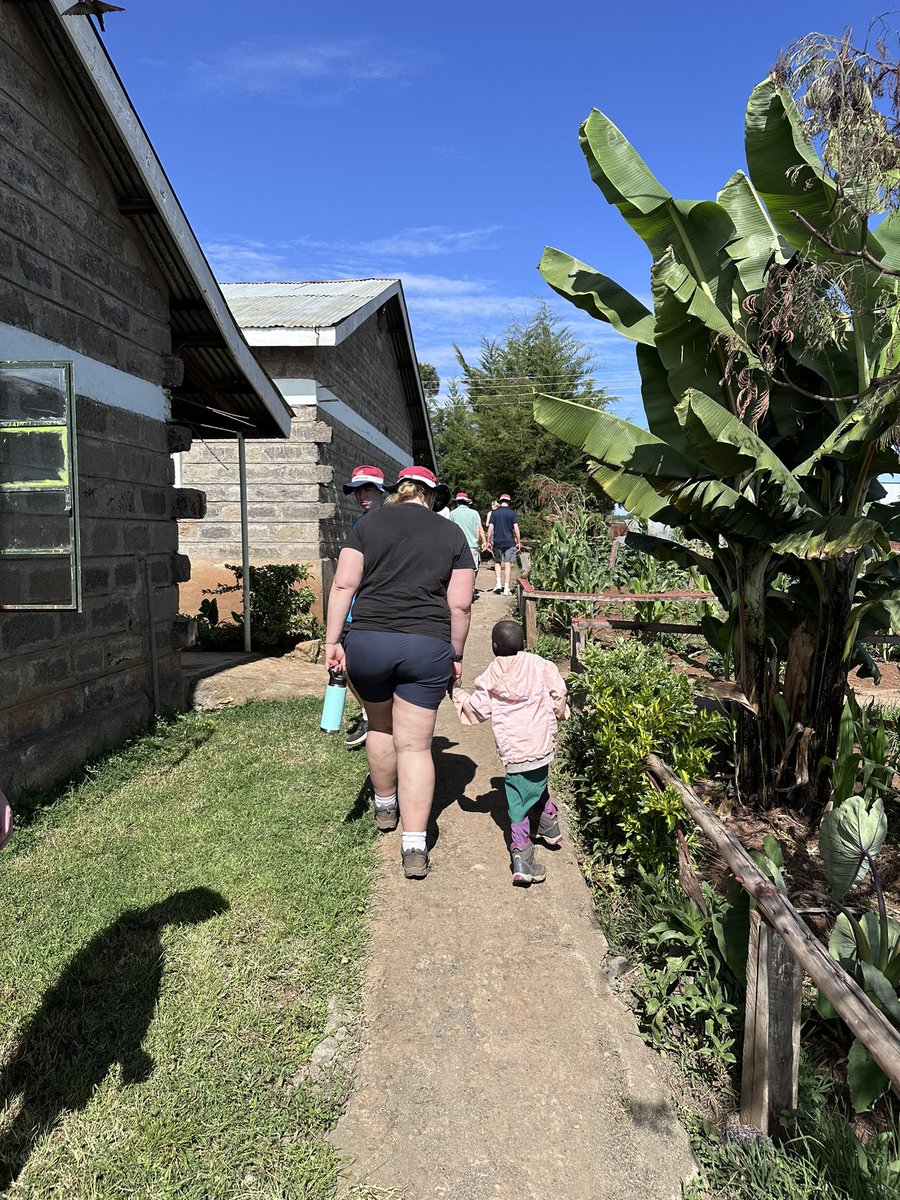 MissMerrienPE's tweet image. A fantastic 10 days away in Kenya with EC Year 13s. 

Truly amazing trip for both students and staff to work with local schools and charities. 

 A once in a life time experience with a fantastic group of students and staff. 

One I will never forget. 

Astane sana Kenya 🇰🇪