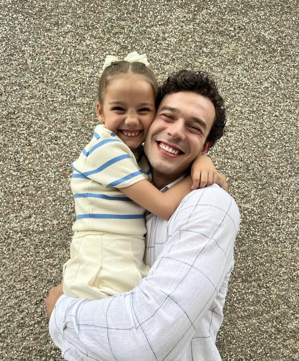 📲|#AytaçŞaşmaz via @/elasafakela IG post 

bebekler🥹❤️

#HatıranYeter