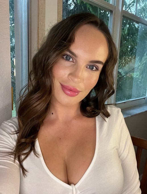 Mommy needs a good facial😉  https://t.co/fPeIoUeKK9 https://t.co/YEVD46Q9ML