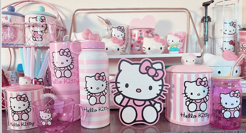 silverbuffalony's tweet photo. Dive into a world of cuteness with our Hello Kitty collection! Hello Kitty love all day, every day! 💖
📸Repost: @alejandras_pinkroom
#HelloKitty #HelloKittyLove #Kawaii #HelloKittyWorld #Sanrio https://t.co/Q4PCsIyBG5