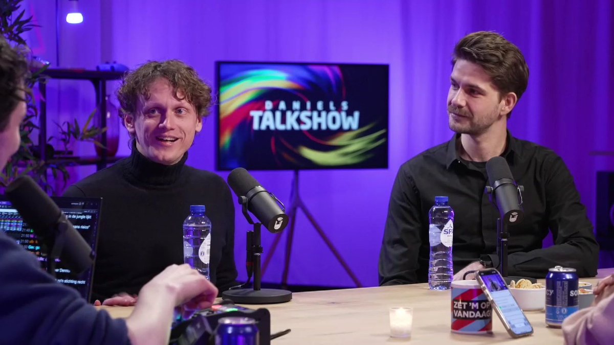 Our <a href="/BartenOtto/">Otto Barten⏸</a> did his first-ever Twitch talkshow with the amazing <a href="/daniellippens/">Daniel Lippens</a>! We had a great in-depth conversation together with <a href="/joepmeindertsma/">Joep Meindertsma ⏸</a> from <a href="/PauseAI/">PauseAI ⏸</a> and <a href="/IgmarFelicia/">Igmar Felicia</a> about AI xrisk.

Reducing xrisk by informing the public!

twitch.tv/videos/2066712… (in Dutch)