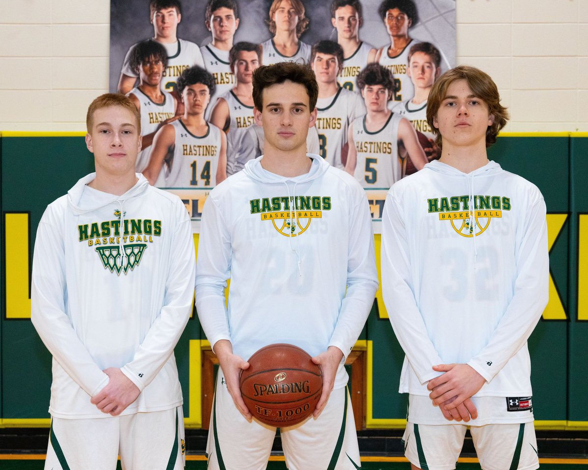 Shout out to the team captains, seniors Jake Schulman, Keith Capuano and Billy Murnighan. Come watch them and the rest of the team take on Hen Hud at home on Wed 5pm in the Class A Quarterfinals. Let’s go Yellowjackets! 

<a href="/KDJmedia1/">Kevin Devaney Jr.</a> <a href="/lohudhoopsmbd/">lohudhoopsmbd</a> <a href="/HastingsBooster/">Hastings Boosters</a> @hastingsports