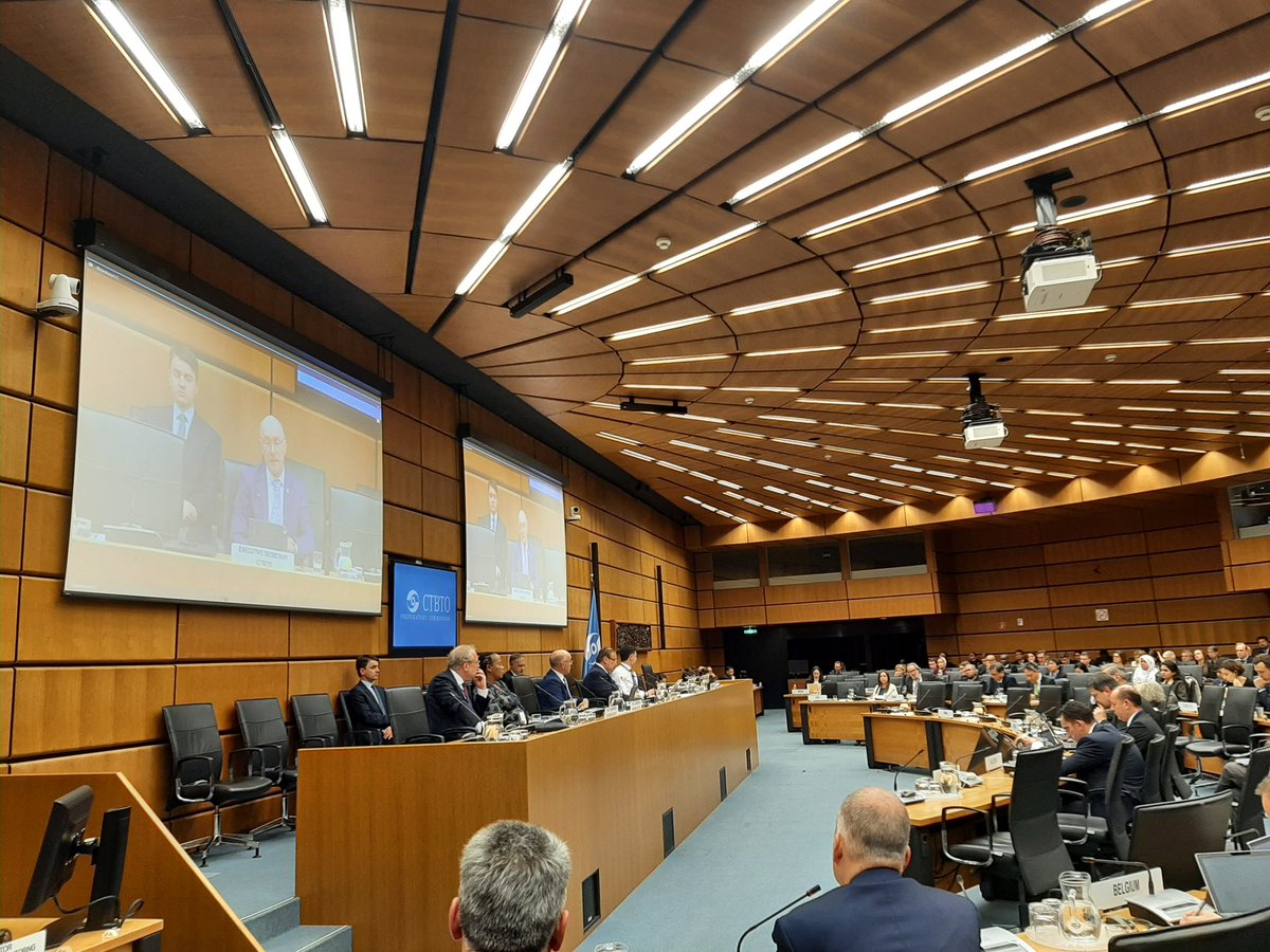 MisionVienaOI's tweet photo. España participa en el Grupo de Trabajo de @CTBTO con la vista puesta en la entrada en vigor del #TPCE. https://t.co/hQqQON5caX