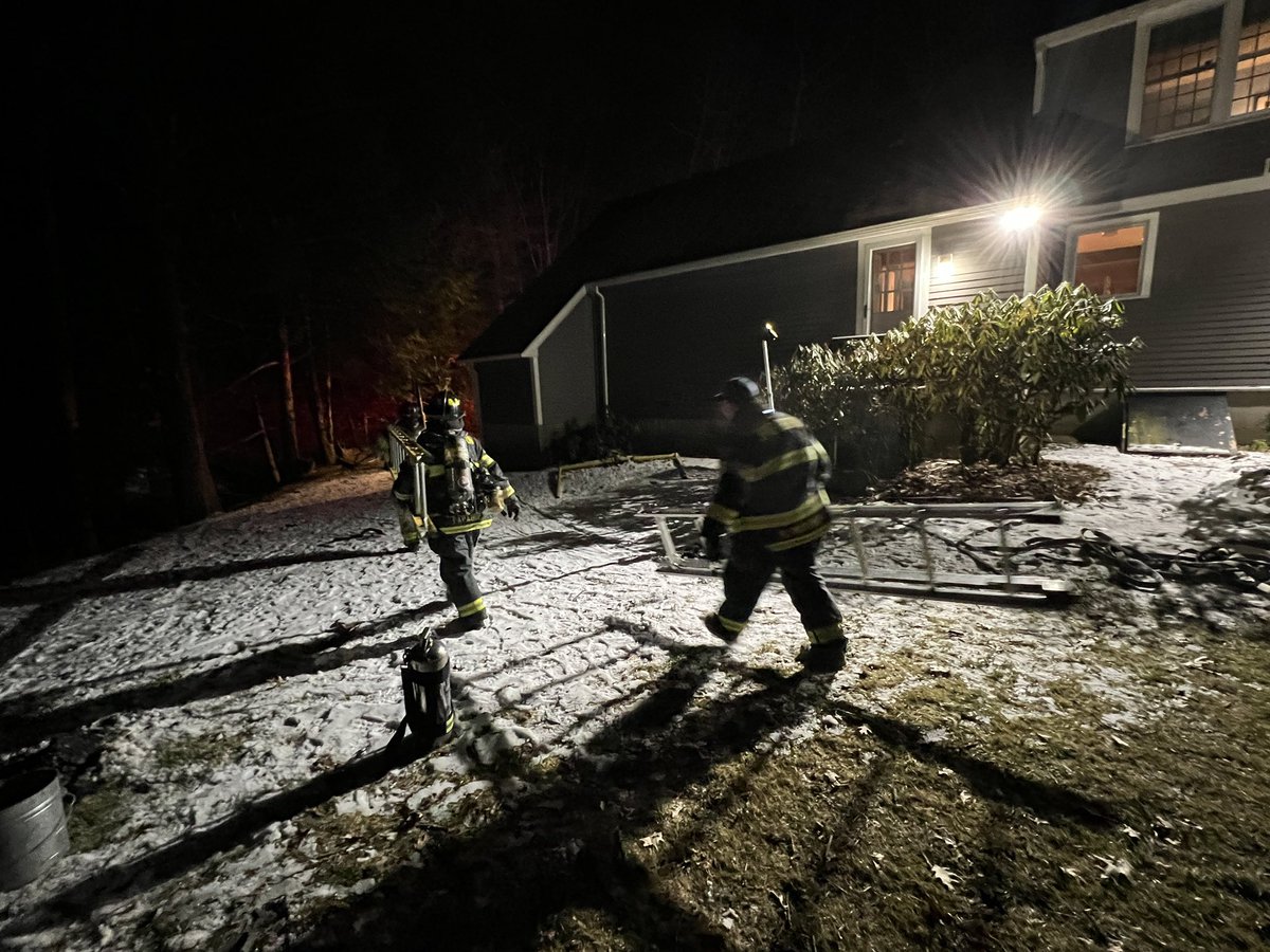 SHERBORNFD's tweet photo. SFRD Car 1, Car 3, Engine 3, Engine 4 &amp; Ladder 1 all responded to a chimney fire on Ivy Lane last night. Fire was held to chimney. No injuries. https://t.co/FgDNTaXbrn