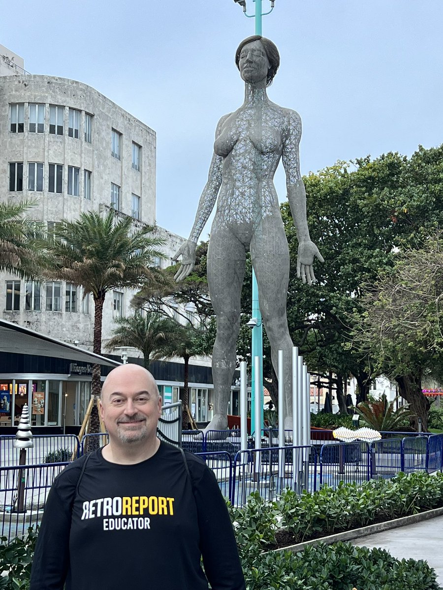 In Miami on break from school for the week and representing @RetroReport! Great resources for educators! #sschat #socstudme