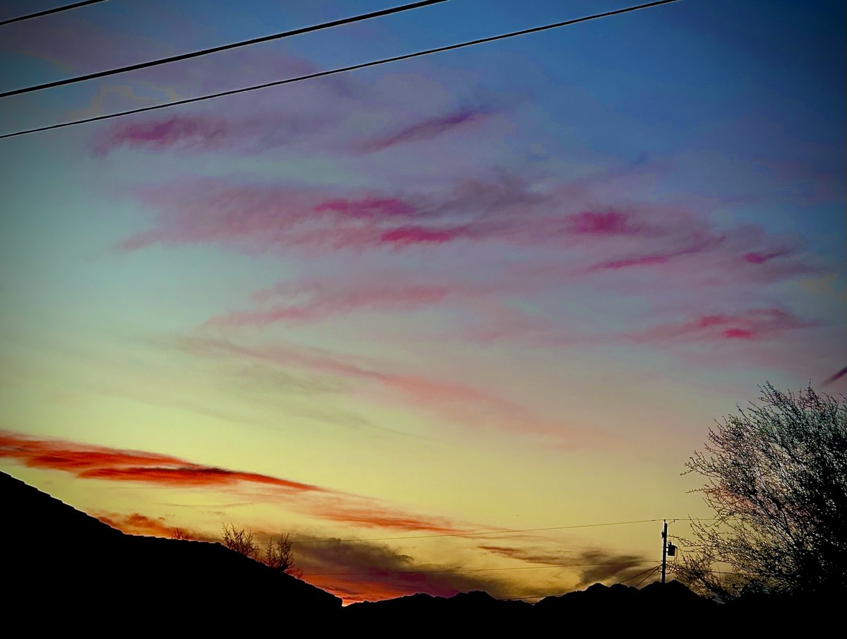 last night's take on a gummy influenced sunset... and yes, it's been photoshopped #myphoto