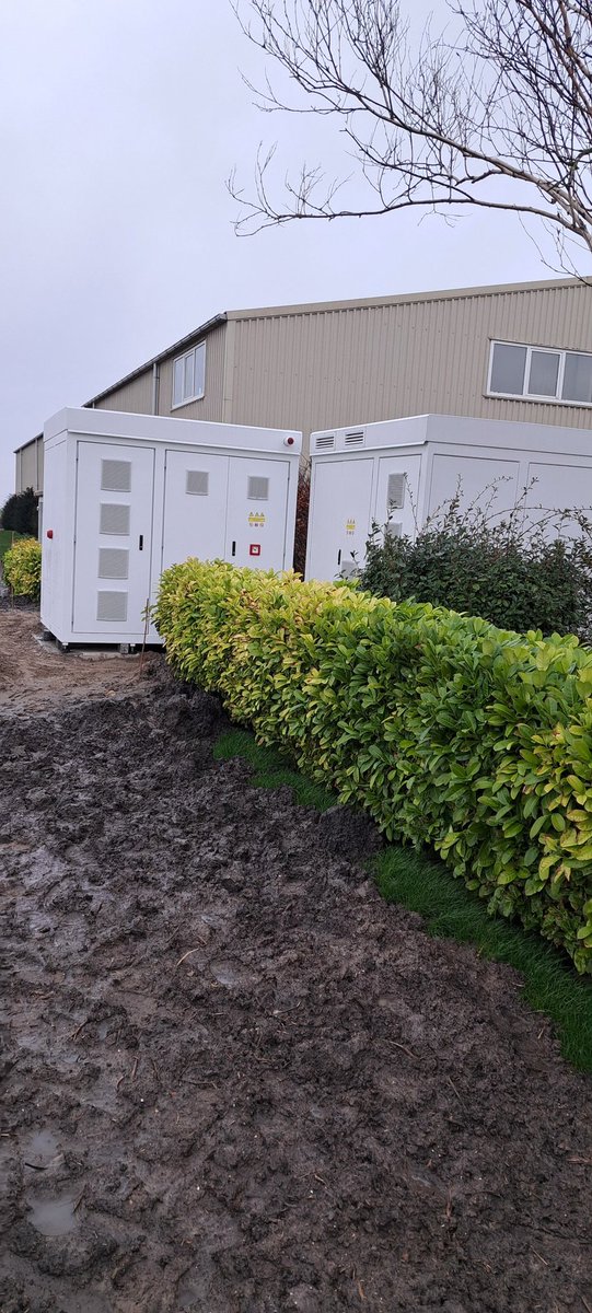 Kortakkerbouw tweet media