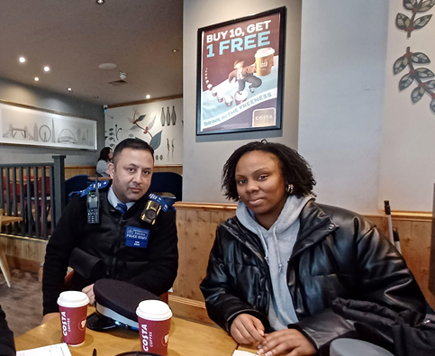 Today, South Norwood SNT met with Alecia from @ReachHigherUK following a foot patrol of local hotspots for anti social behaviour. We look forward to working with local youth groups in the ward. @MPSCroydon #MyLocalMet #SouthNorwood