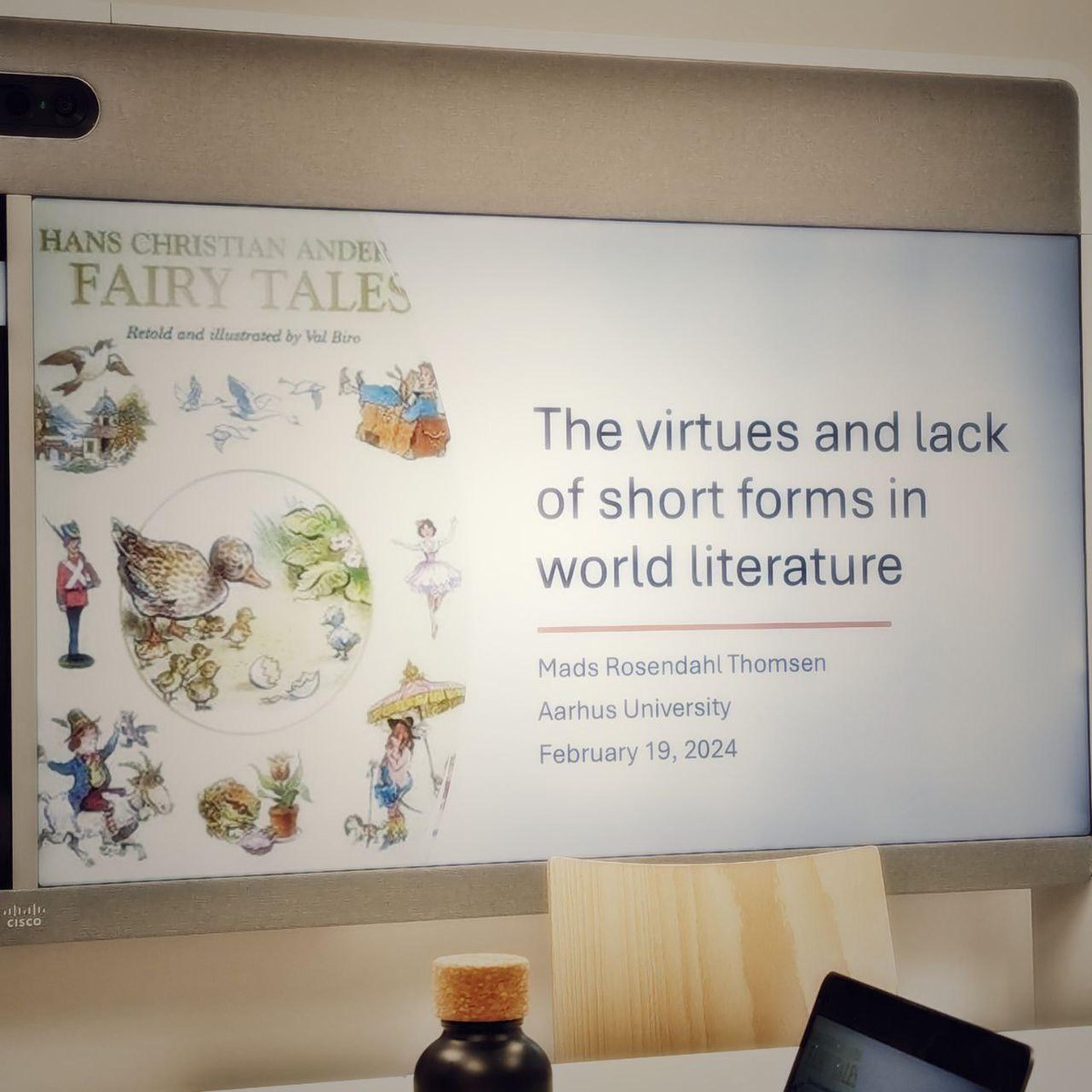 Great to have @madsrt as Senior Fellow at @EXC2020 @FU_Berlin, his talk today is about 'The Virtues and Lack of Short Forms in #WorldLiterature' temporal-communities.de/events/2024/ra…