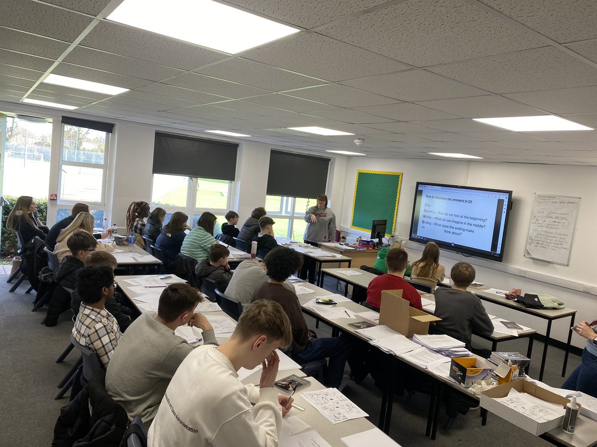 Fabulous attendance at our YR 11 half term, pre-mock, booster classes.
Crescat in Horas Doctrina!
#studyinghard #mocks